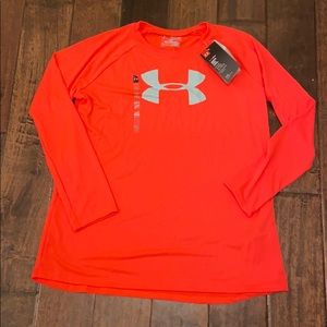 Girls heat gear loose fit Under Armour crewneck